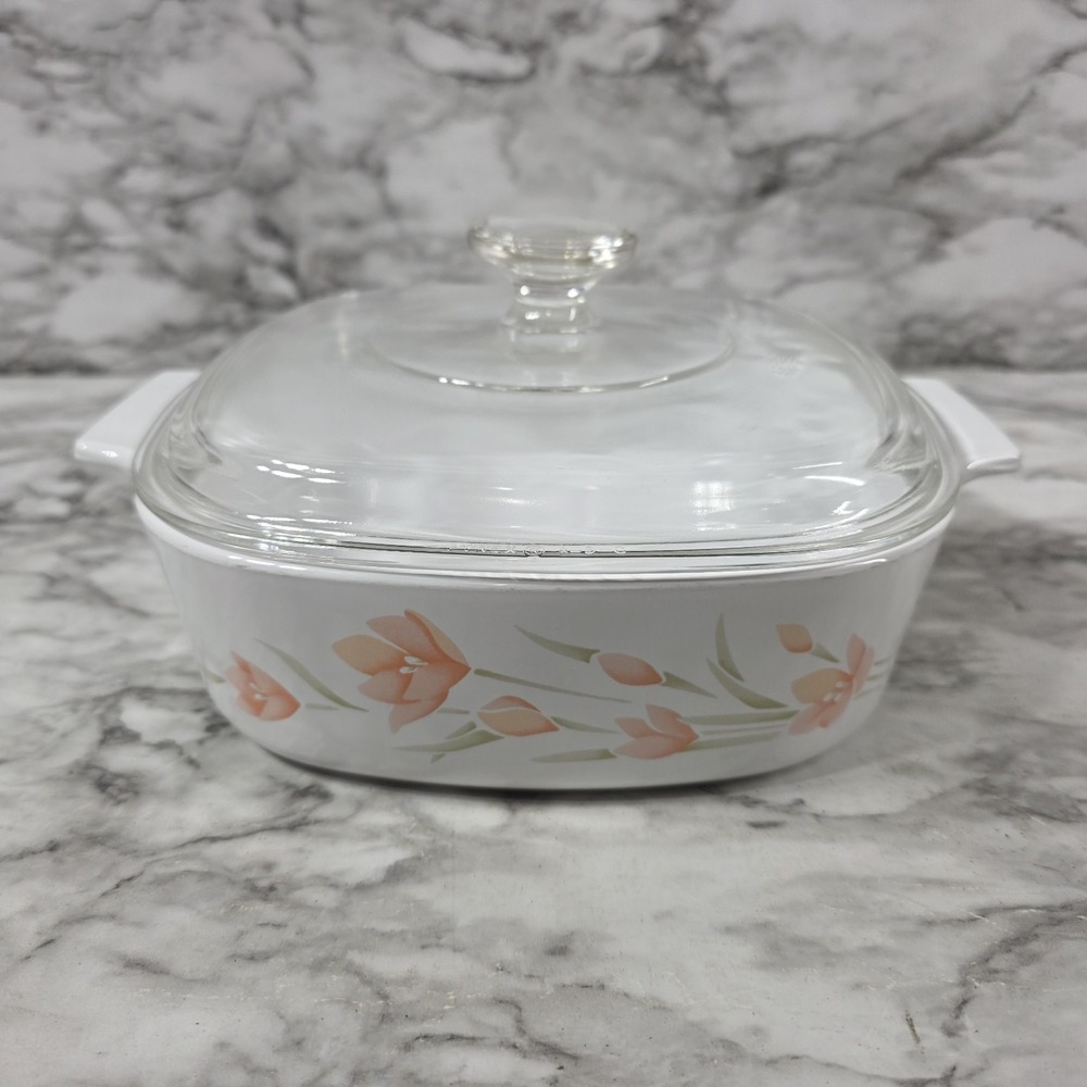 VTG CORNING WARE Peach Floral Pattern A-2-B, 2 L CASSEROLE DISH w/ Pyrex LID